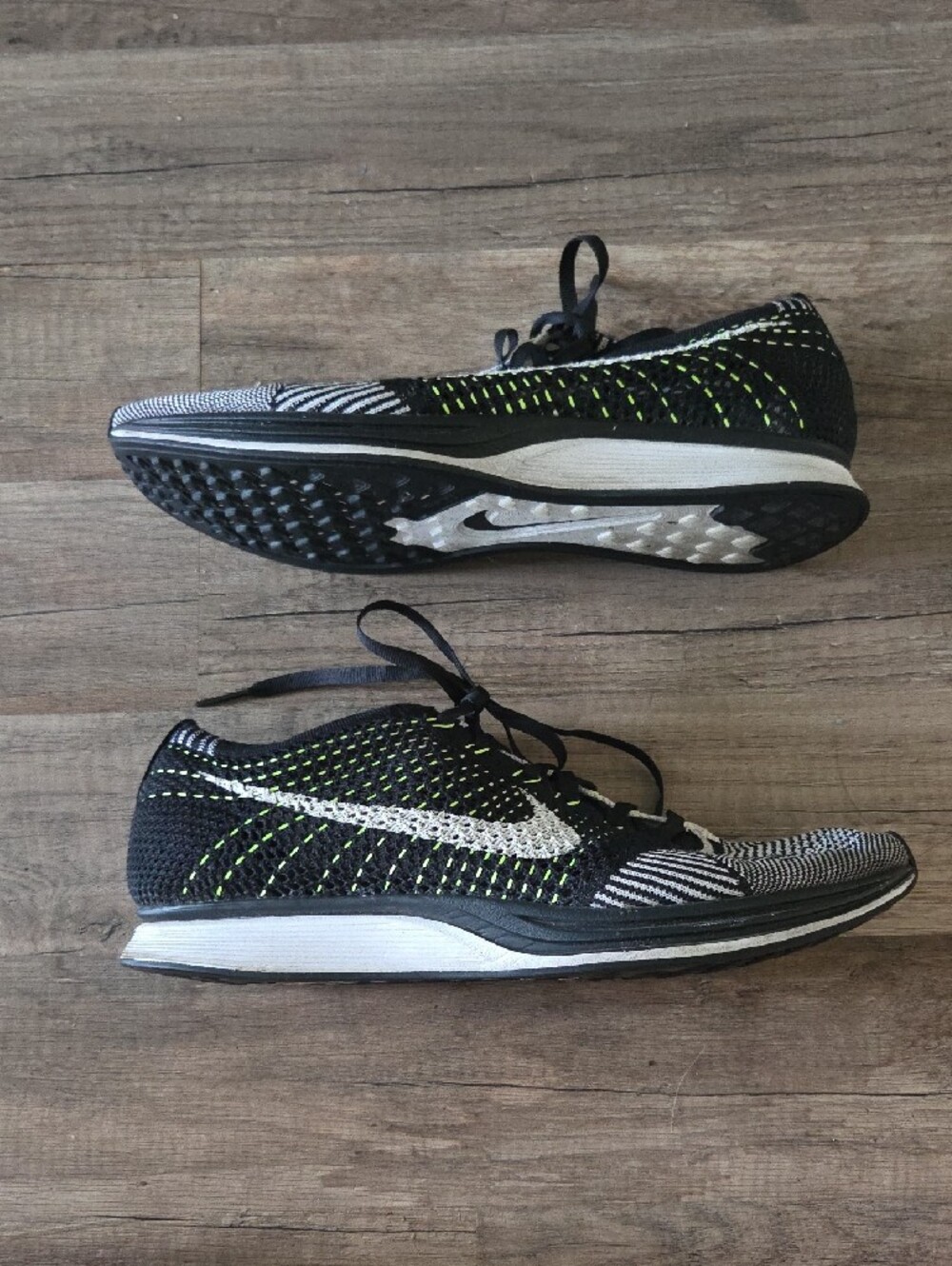 Nike Men's Flyknit Racer Running Shoes Black White Volt